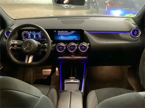 Mercedes-Benz GLA 200 D