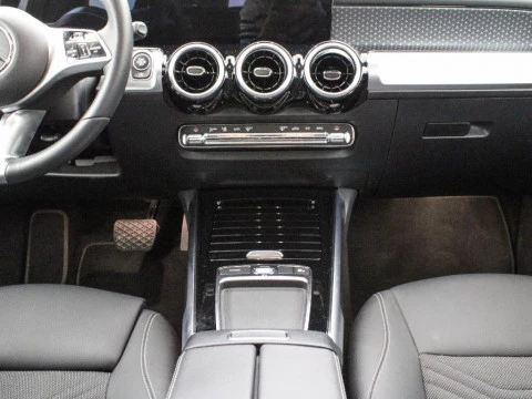 Mercedes-Benz GLB 250 4MATIC