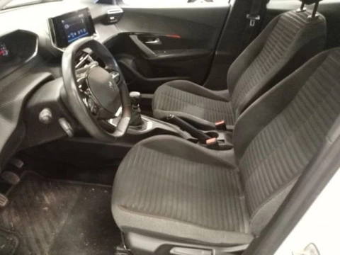 Peugeot 2008 Active BlueHDI 100 S&S BVM6