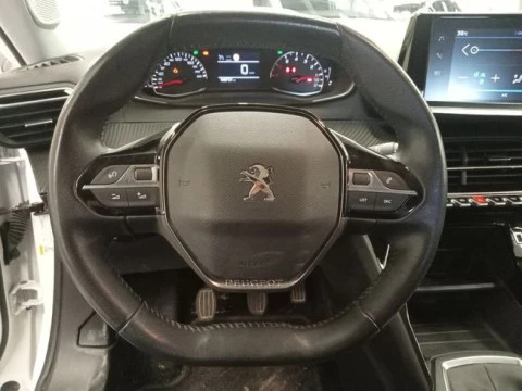 Peugeot 2008 Active BlueHDI 100 S&S BVM6