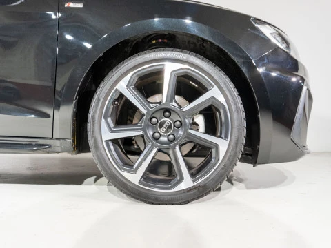 Audi A1 Sportback Adrenal Black 30TFSI 85kW S tr