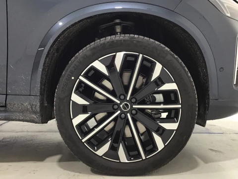 Volvo XC90 2.0 T8 AWD Plus Bright Recharge Auto