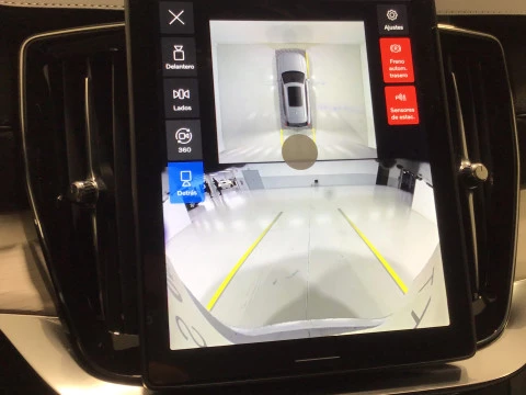 Volvo XC90 2.0 T8 AWD Plus Bright Recharge Auto