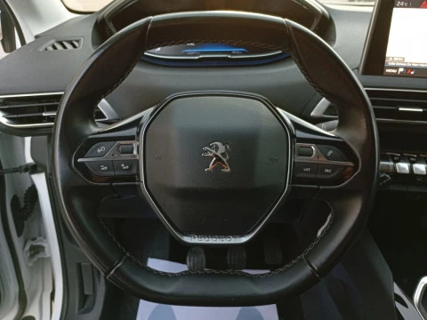 Peugeot 5008 Active 1.5L BlueHDi 96kW (130CV) S&S