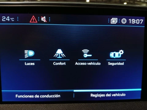 Peugeot 5008 Active 1.5L BlueHDi 96kW (130CV) S&S