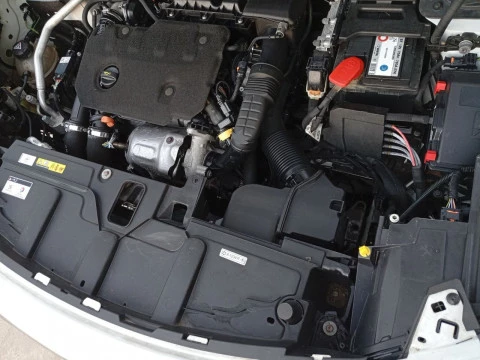 Peugeot 5008 Active 1.5L BlueHDi 96kW (130CV) S&S