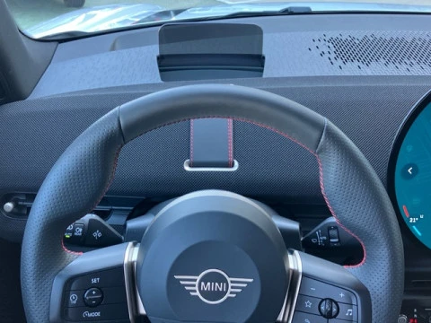MINI Aceman SE 160 kW (218 CV)