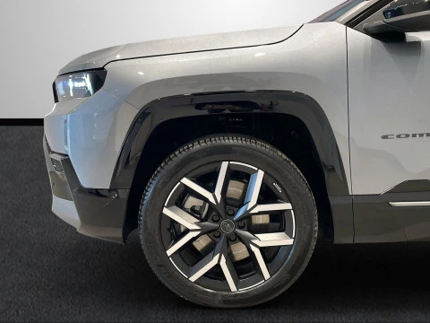 Jeep Compass Full Electric Jeep Compass BEV First Edi