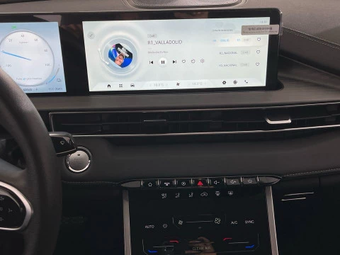 EBRO S400 1.5 DHE HEV Premium CVT