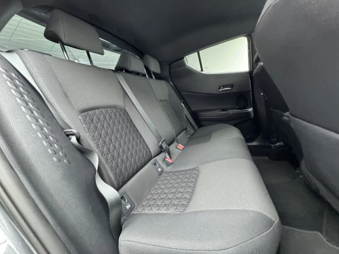 Toyota C-HR 2.0 180H Advance