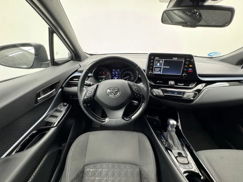 Toyota C-HR 2.0 180H Advance