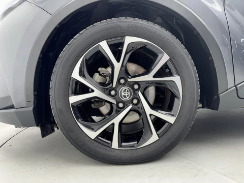 Toyota C-HR 2.0 180H Advance