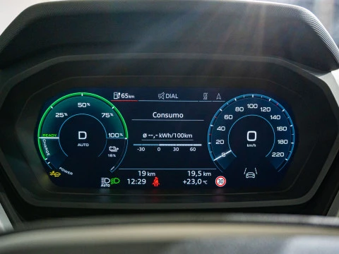 Audi Q4 e-tron Genuine edition 45 e-tron 210kW 82kWh