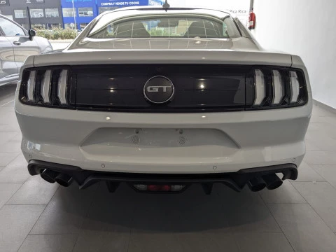 Ford Mustang 5.0 Ti-VCT V8 331KW Mustang GT AT(Fast.)