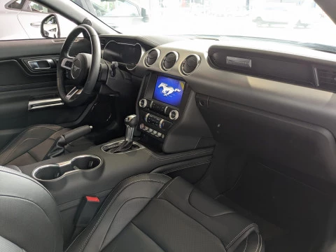 Ford Mustang 5.0 Ti-VCT V8 331KW Mustang GT AT(Fast.)