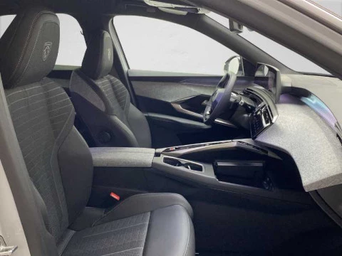Peugeot 3008 Hybrid 1.2 107KW GT eDCS6