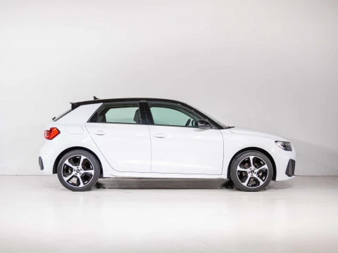 Audi A1 Sportback Adrenal Black 30TFSI 85kW S tr