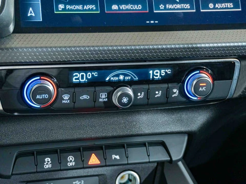 Audi A1 Sportback Adrenal Black 30TFSI 85kW S tr