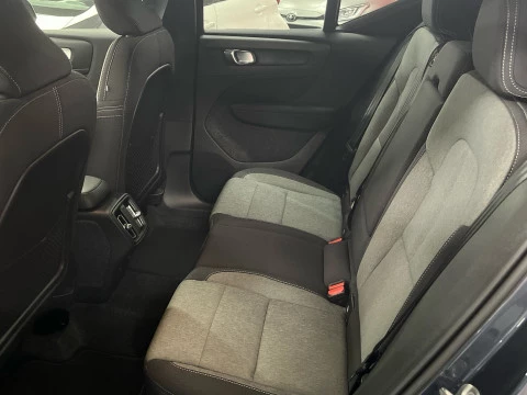Volvo XC40 XC40 B3 PLUS DARK