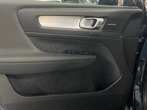 Volvo XC40 XC40 B3 PLUS DARK