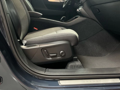 Volvo XC40 XC40 B3 PLUS DARK