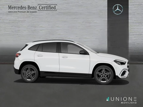 Mercedes-Benz GLA  200 d