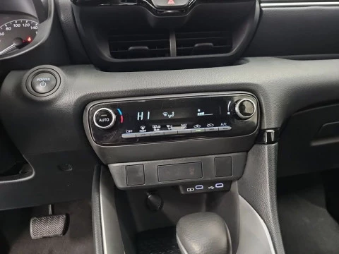 Toyota Yaris 1.5 120H Active Plus