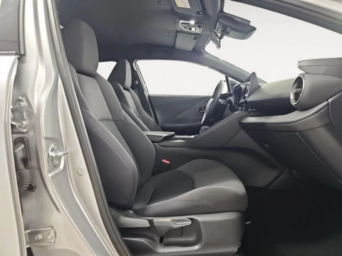 Toyota C-HR 2.0 220PH Advance