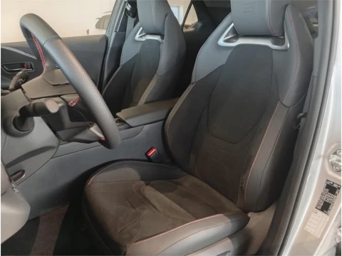 Toyota C-HR Toyota C-HR - GR SPORT Edition Plug-in Hybrid 220