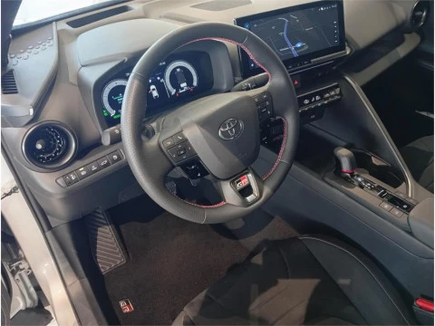 Toyota C-HR Toyota C-HR - GR SPORT Edition Plug-in Hybrid 220