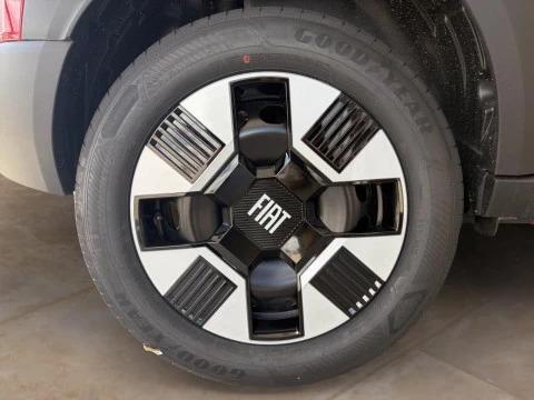 Fiat Grande Panda ICON MHEV 81kW (110cv)