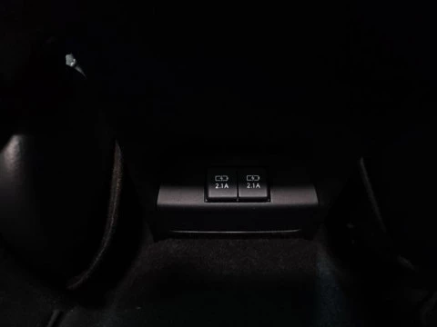 Lexus UX 300e Business