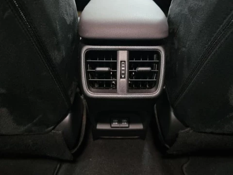 Lexus UX 300e Business