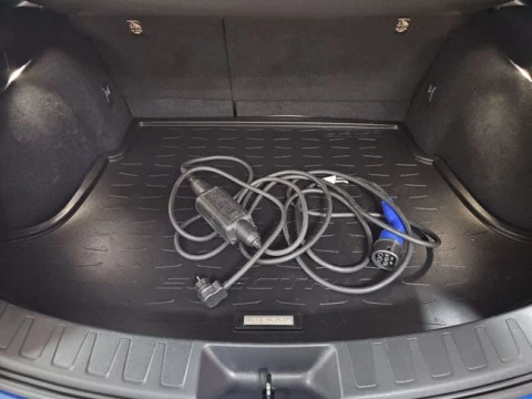 Lexus UX 300e Business