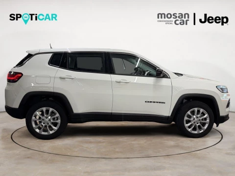 Jeep Compass eHybrid 1.5 MHEV 130HP Altitude DCT