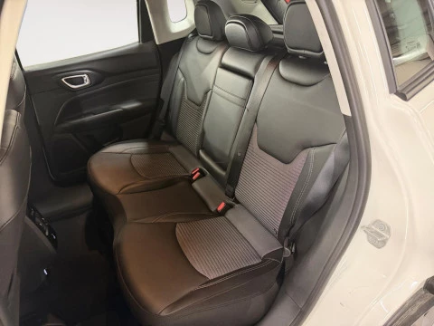 Jeep Compass eHybrid 1.5 MHEV 130HP Altitude DCT