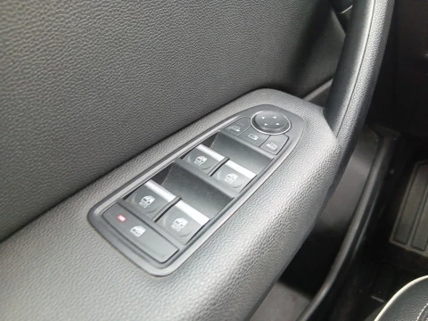 Renault Captur Fast Track TCe 140CV GPF Micro Híbrido