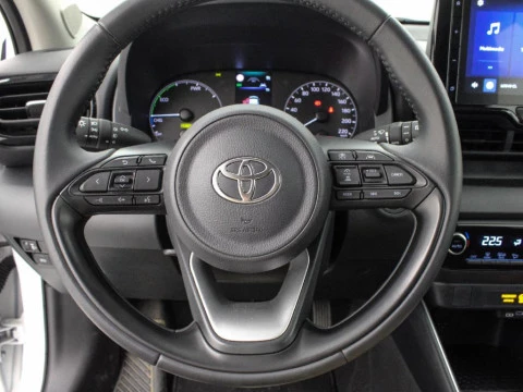 Toyota Yaris YA Yaris - MY25