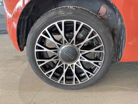 Fiat 500 Dolcevita 1.0 Hybrid 51KW (70 CV)