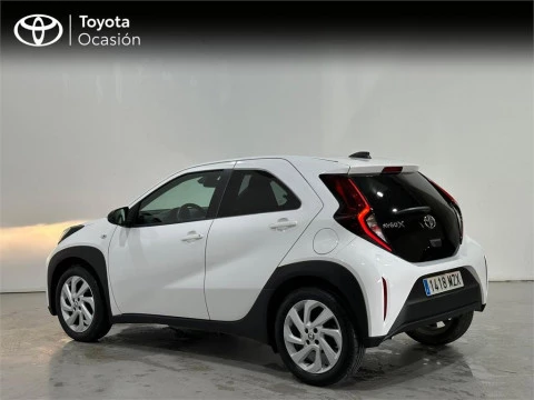 Toyota Aygo X Cross Cross Play