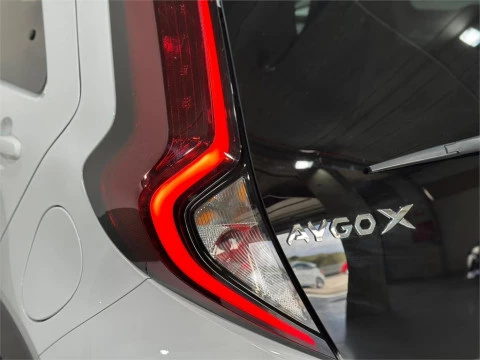 Toyota Aygo X Cross Cross Play