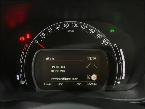 Toyota Aygo X Cross Cross Play