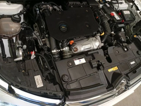Citroën C4 BlueHdi 130 S&S EAT8 Feel Pack