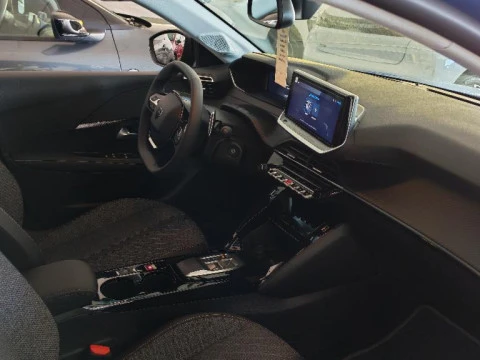 Peugeot 208 1.2 MHEV 110 E-DCS6 AUTO ALLURE 5P