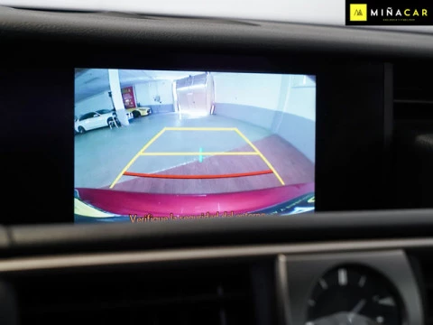 Lexus IS 300h Business 164 kW (223 CV)