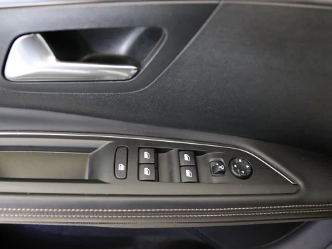 Peugeot 5008 1.2 PURETECH 96KW S&S GT LINE 5P 7 PLAZAS