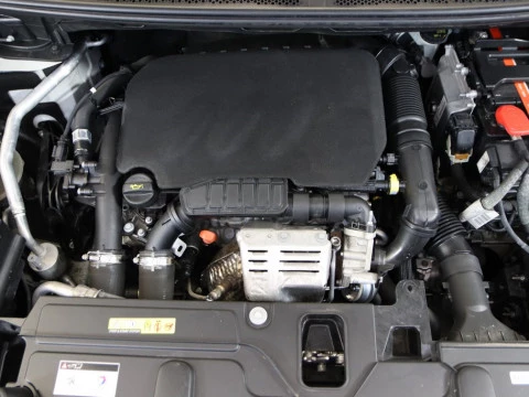 Peugeot 5008 1.2 PURETECH 96KW S&S GT LINE 5P 7 PLAZAS