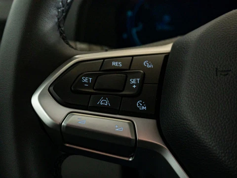 Volkswagen Caravelle Premium Corto 2.0 TDI 110kW BMT