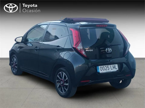 Toyota Aygo 5P x-style 70 Automático (x-shift)