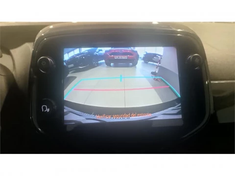 Toyota Aygo 5P x-style 70 Automático (x-shift)